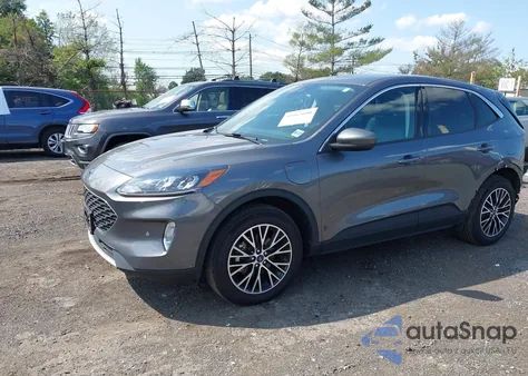 2022 Ford Escape Sel z USA, uszkodzony, nr VIN 1FMCU0KZ2NUB08550